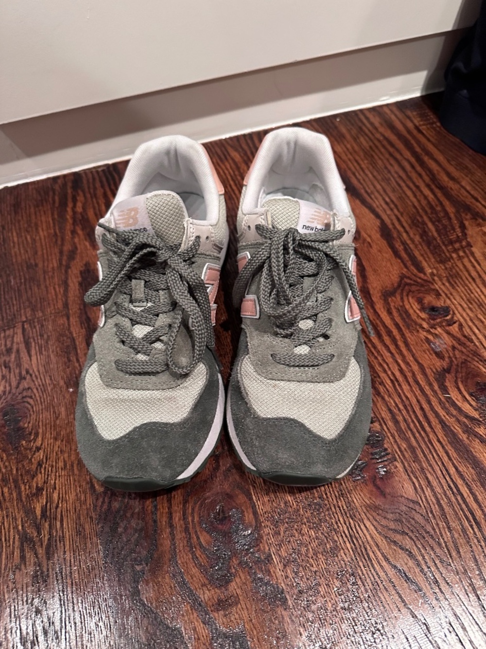 New Balance Sneakers size 8.5